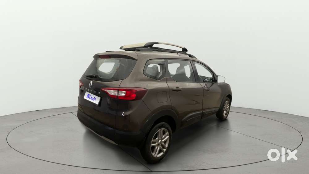 Renault Triber Rxz Easy-r Amt, 2022, Petrol
