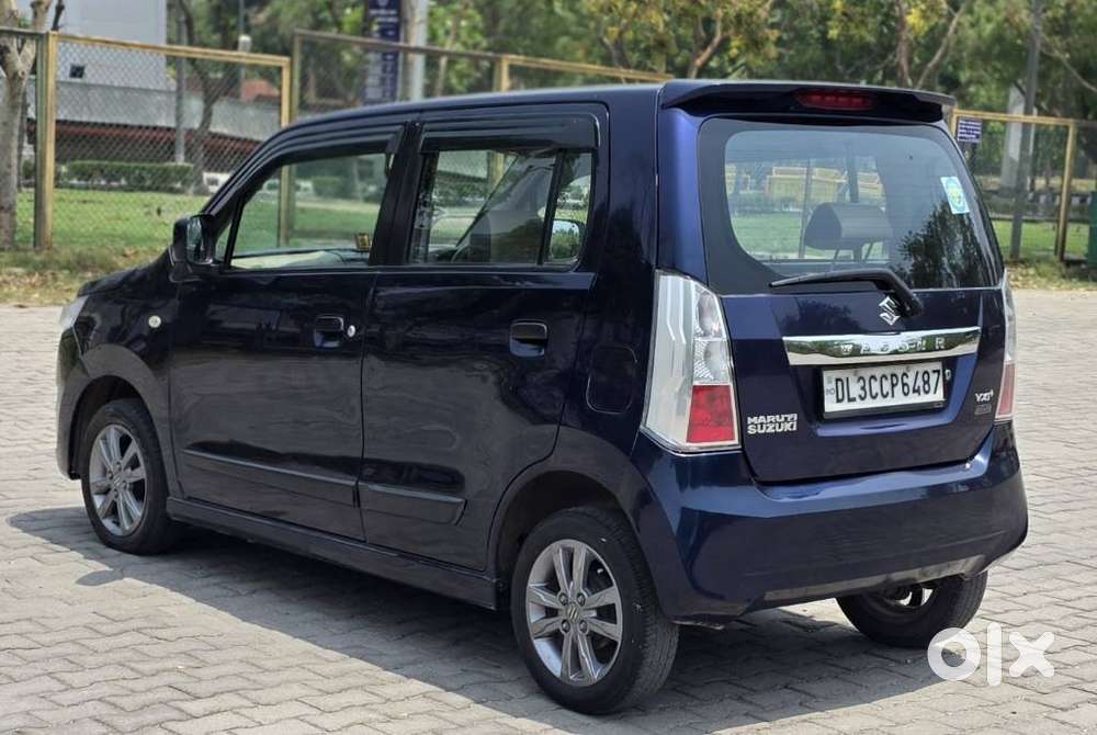 Maruti Suzuki Wagon R Stingray 1.0 Vxi Plus Amt, 2018, Petrol