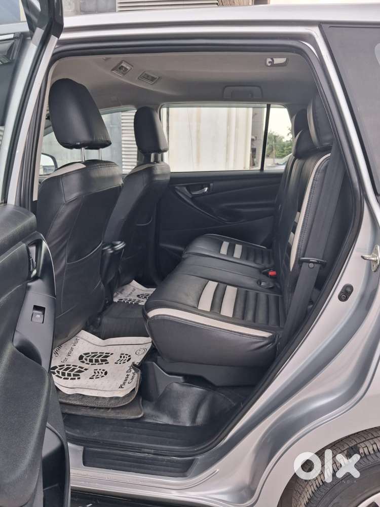 Toyota Innova Crysta 2.4 G Mt, 2016, Diesel