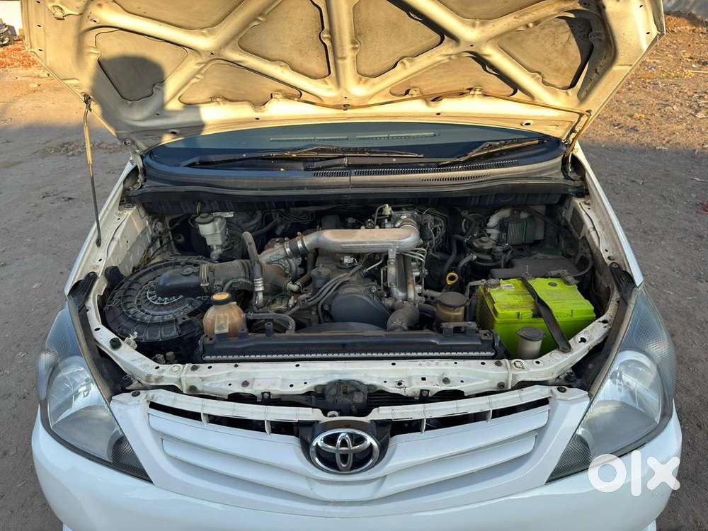 Toyota Innova 2010 Diesel 250000 Km Driven