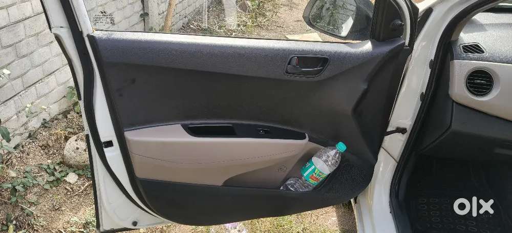 Hyundai Xcent 2017 Diesel 160000 Km Driven