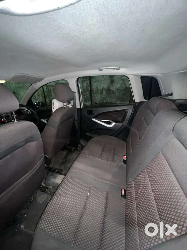 Ford Figo 2010 Petrol 56000 Km Driven