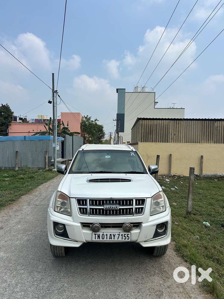 Isuzu Mu 7 2015