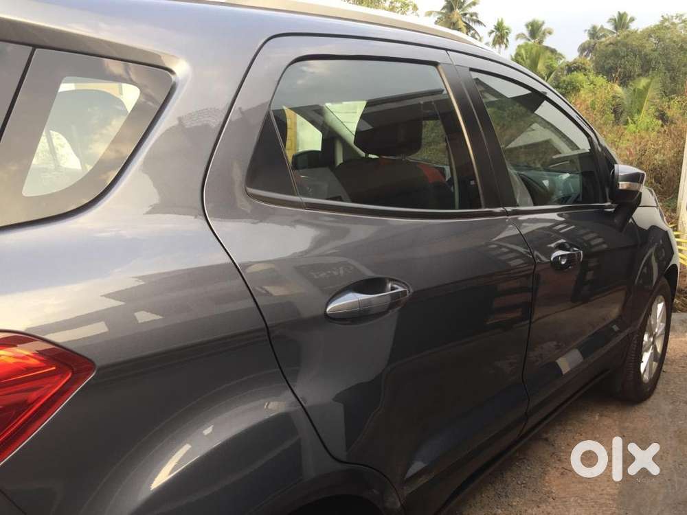 Ford Ecosport Titanium Petrol Manual 59000 Km Driven With Record