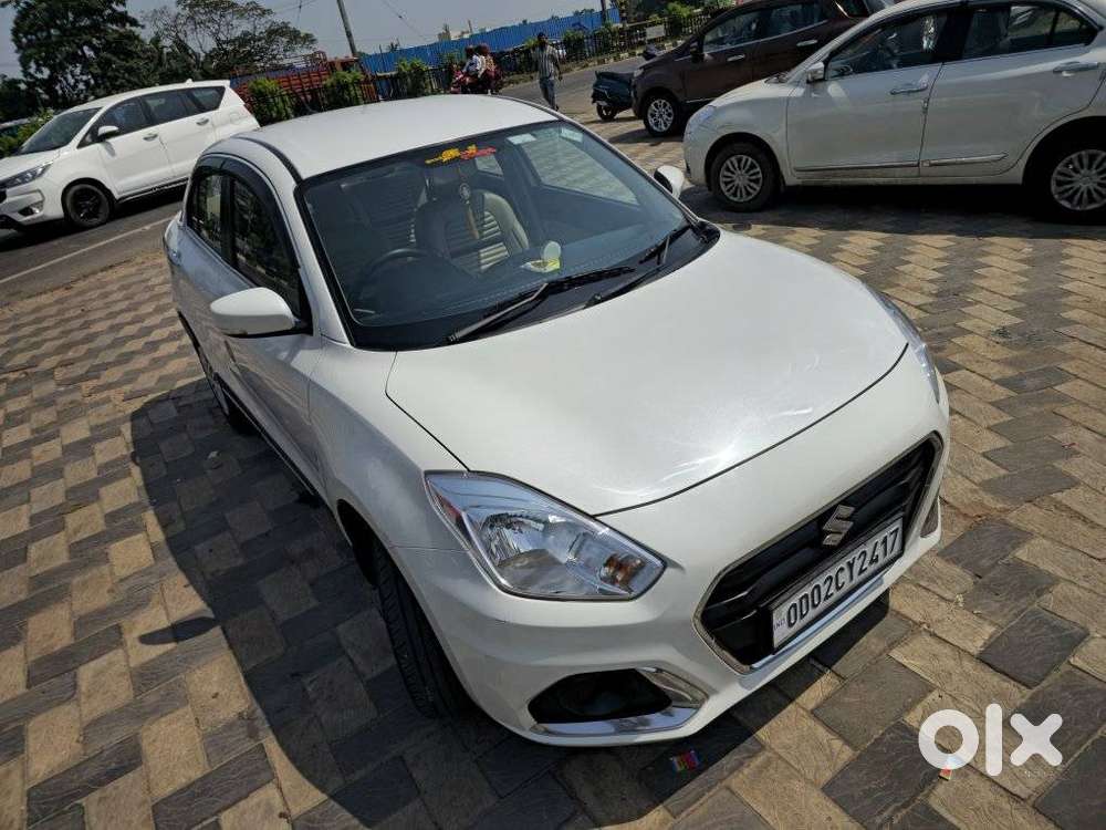 Maruti Suzuki Dzire 1.2 Vxi Cng, 2025, Cng & Hybrids