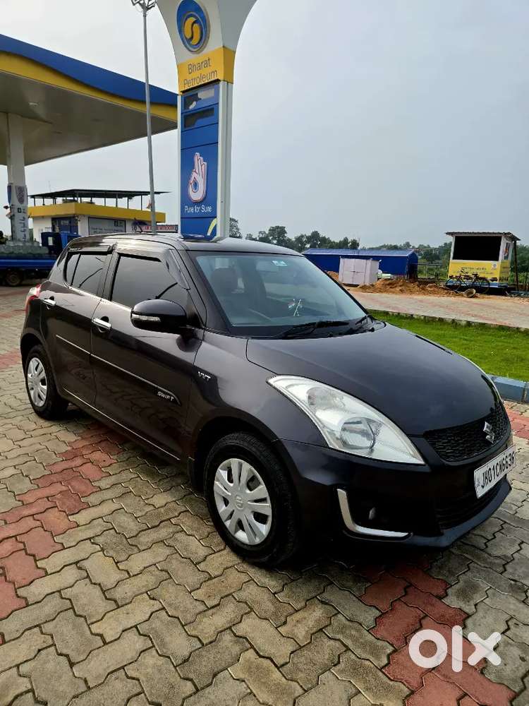 Maruti Suzuki Swift 2017 Vxi 4200 Km 1st Owner