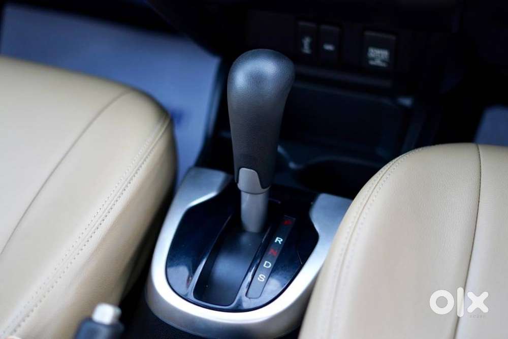 Honda Jazz V Cvt, 2018, Petrol