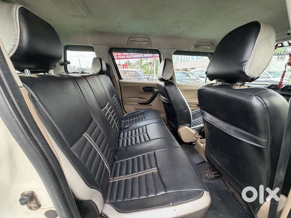 Mahindra Tuv 300 T4, 2019, Diesel