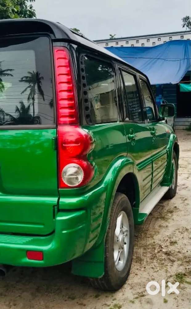 Mahindra Scorpio 7 Seater Diesel 2008 Manual