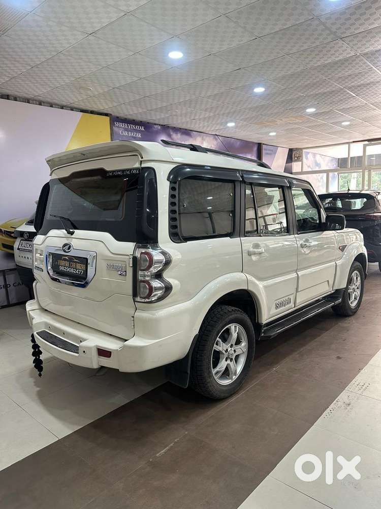 Mahindra Scorpio S10, 2016, Diesel