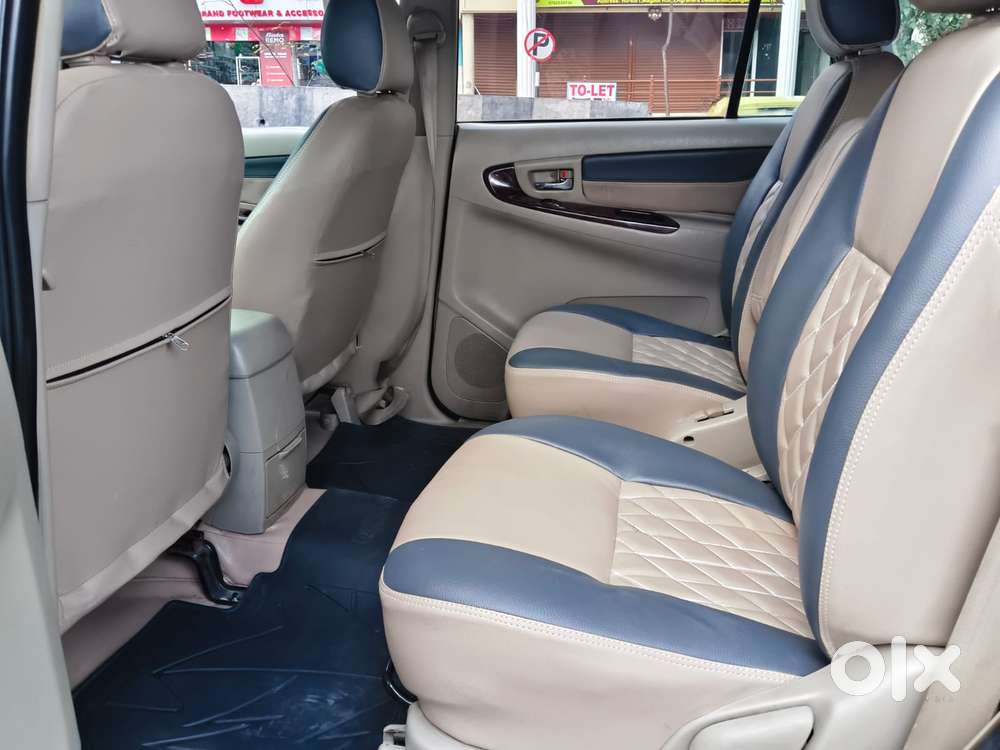 Toyota Innova [ ] 2.5 V Diesel 7 Str, 2013, Diesel