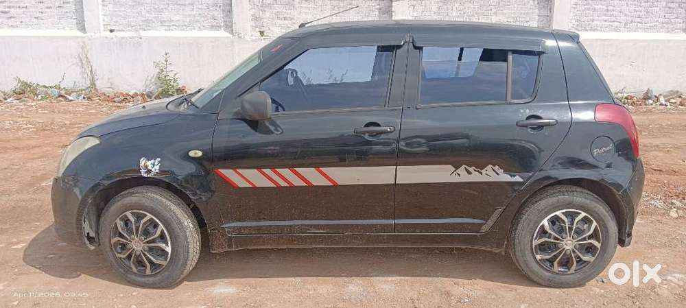 Maruti Suzuki Swift 2005-2010 1.3 Vxi, 2005, Petrol
