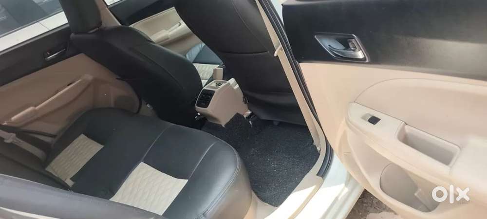 Maruti Suzuki Dzire 1.2 Vxi, 2023, Petrol
