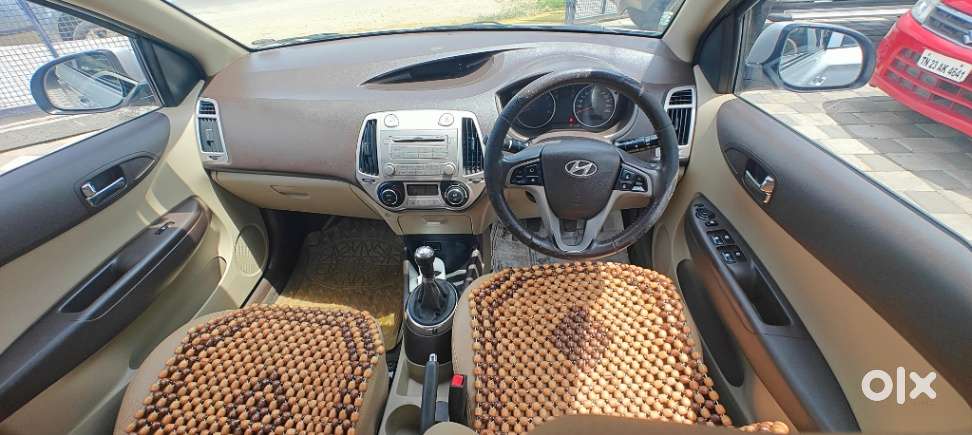 Hyundai I20 2010-2012 1.2 Sportz, 2011, Petrol