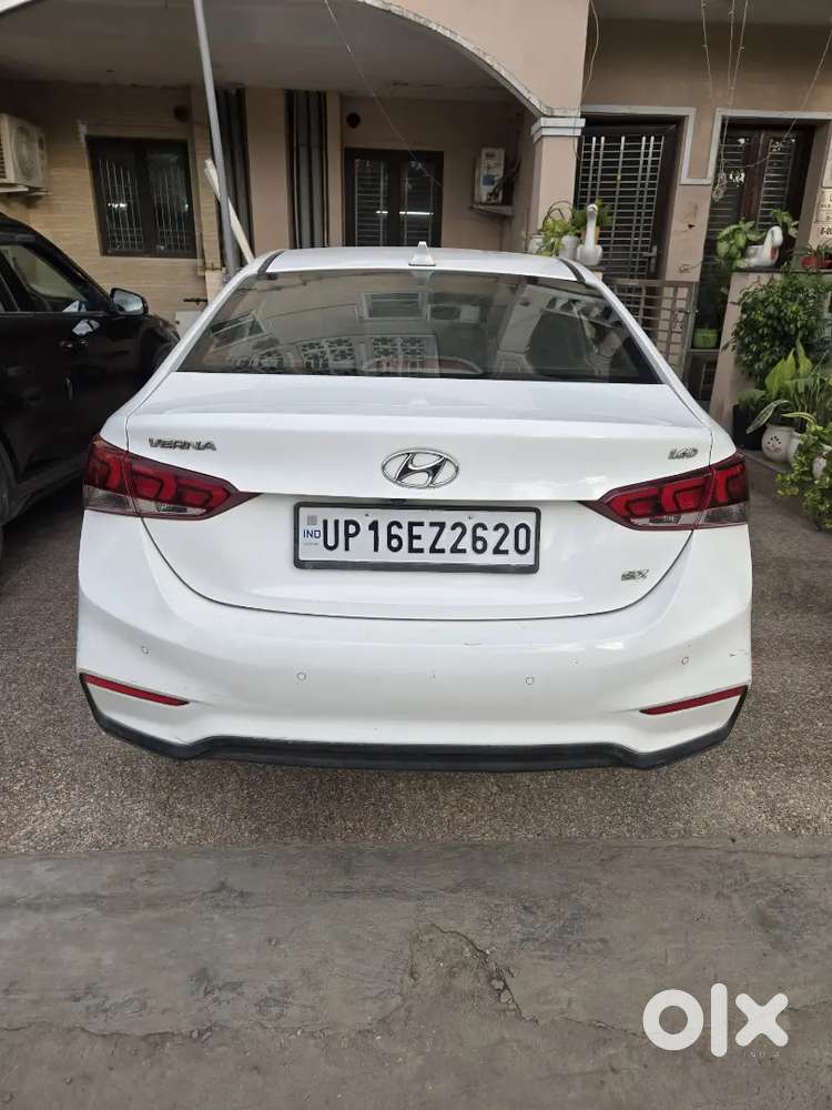 Hyundai Verna December 2017(1.5 Yrs Left In Delhi Ncr)