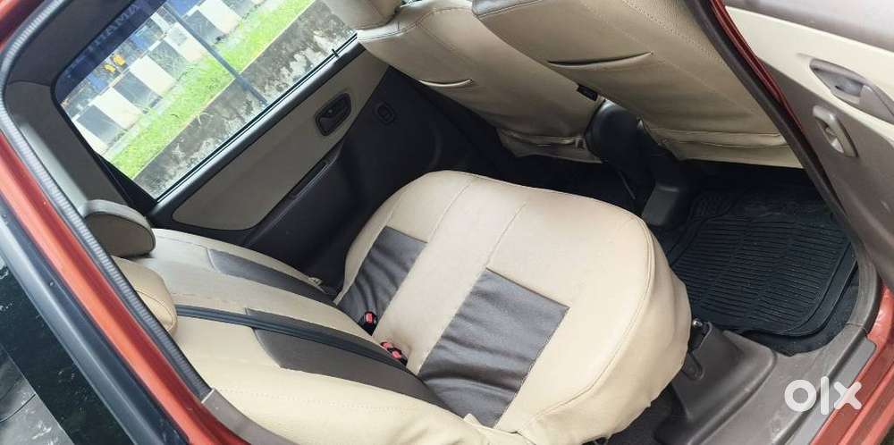 Maruti Suzuki Estilo Vxi, 2011, Petrol