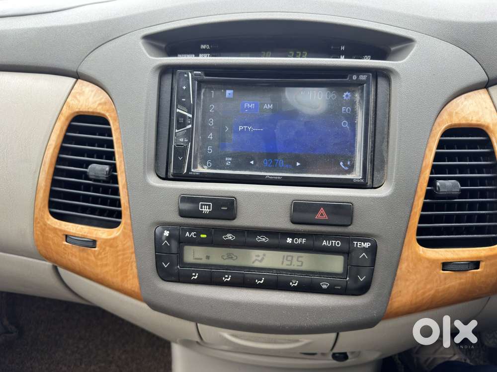 Toyota Innova 2.5 V 7 Str, 2011, Diesel