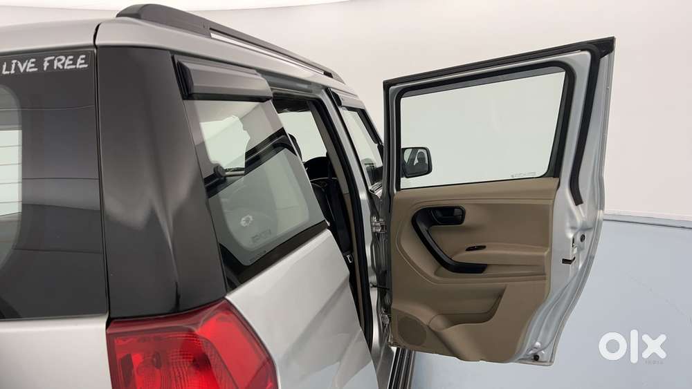 Mahindra Tuv 300 T6 Plus, 2017, Diesel