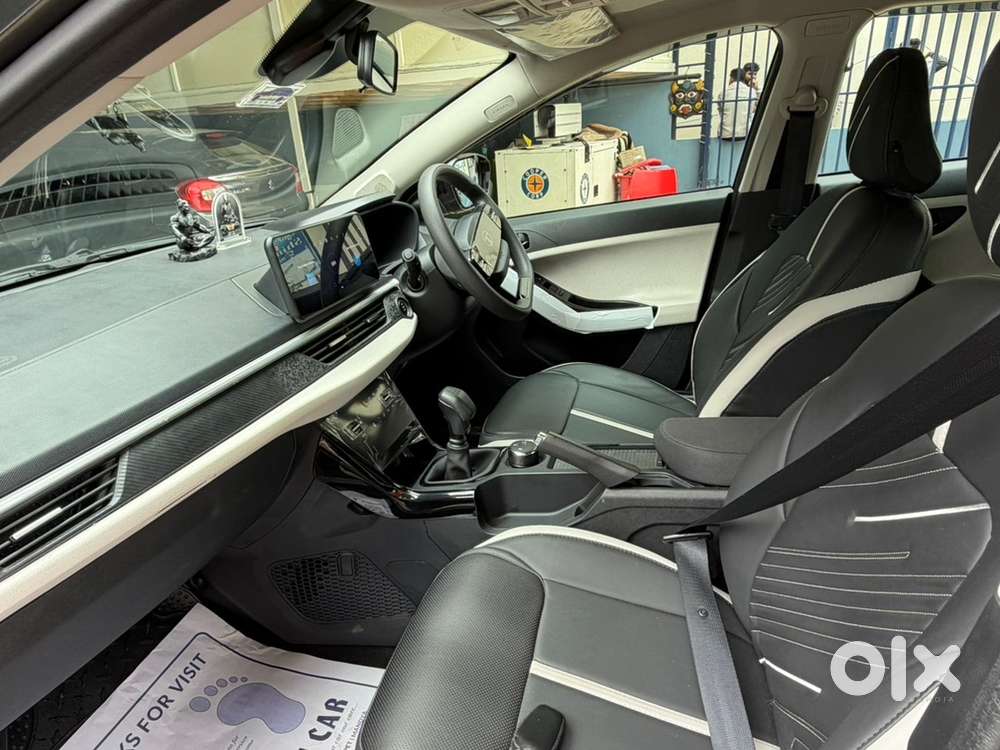 Tata Nexon Petrol Manual 2026