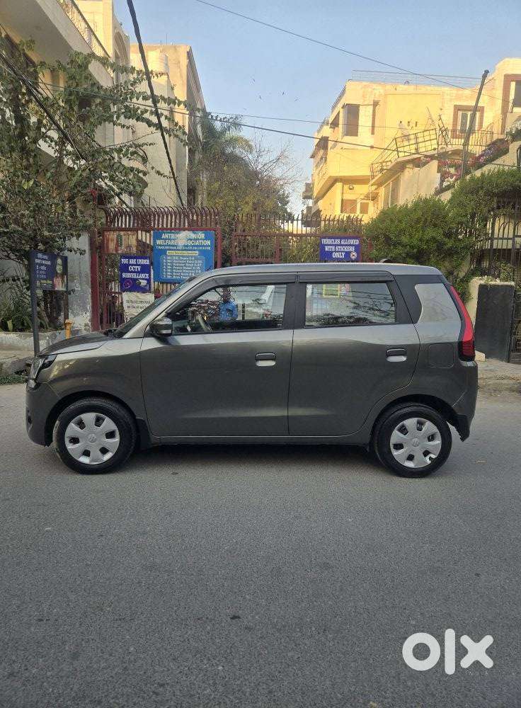 Maruti Suzuki Wagon R Zxi Amt 1.2, 2019, Petrol