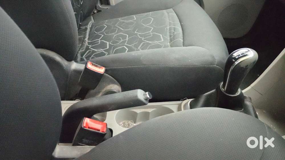 Tata Tiago 1.2 Revotron Xt, 2016, Petrol