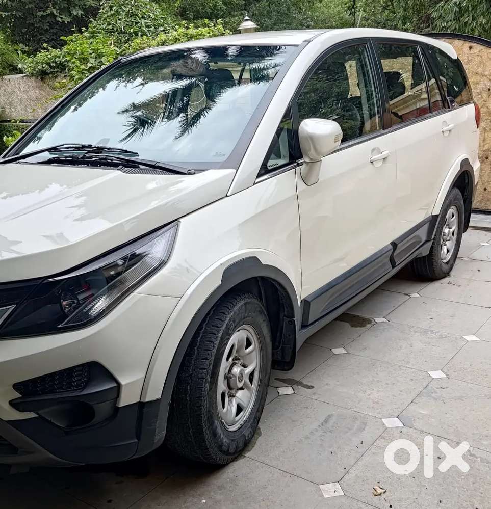 Automatic Tata Hexa 2017
