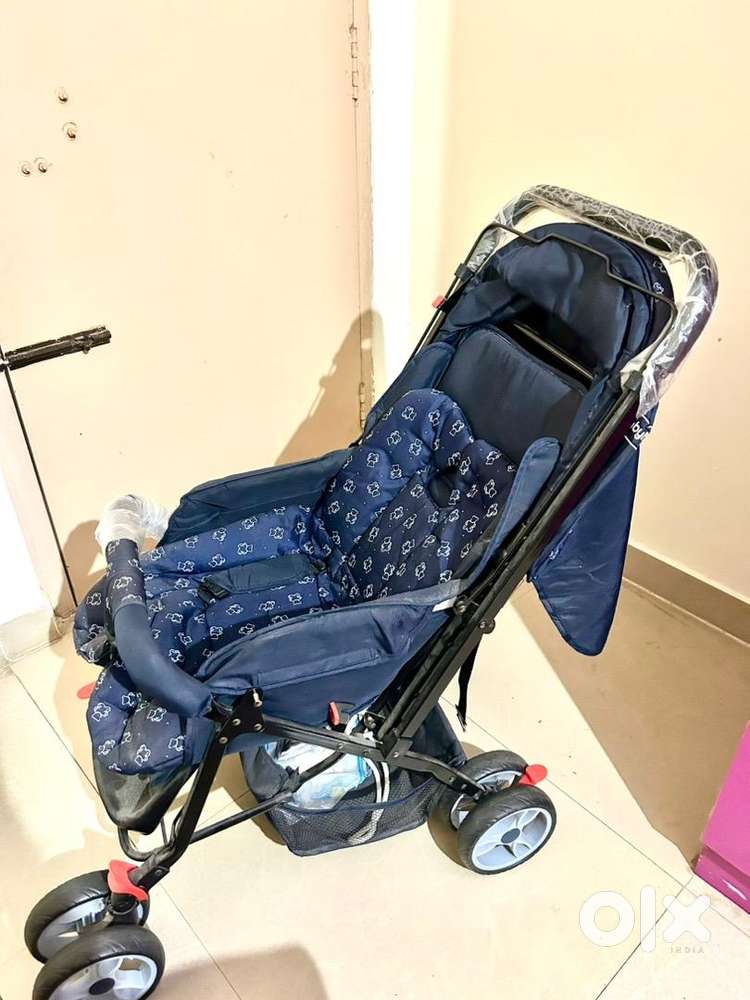 Premium Babyhug stroller available for sale in very good condition.