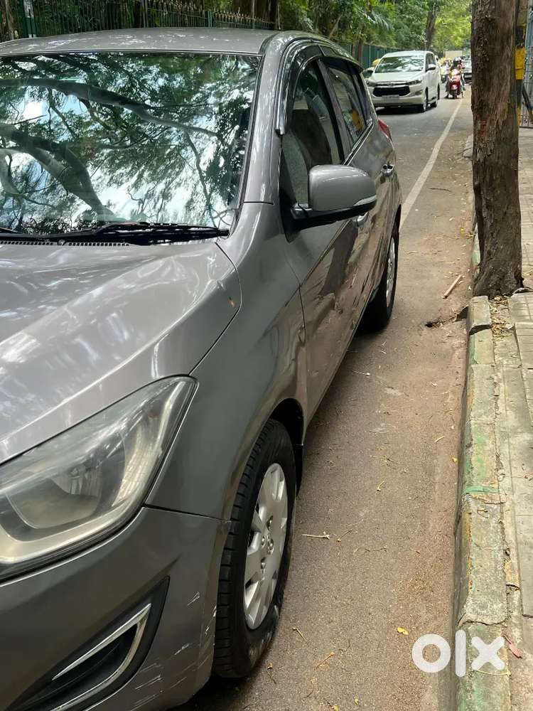 Hyundai I20 Magna Petrol 2013