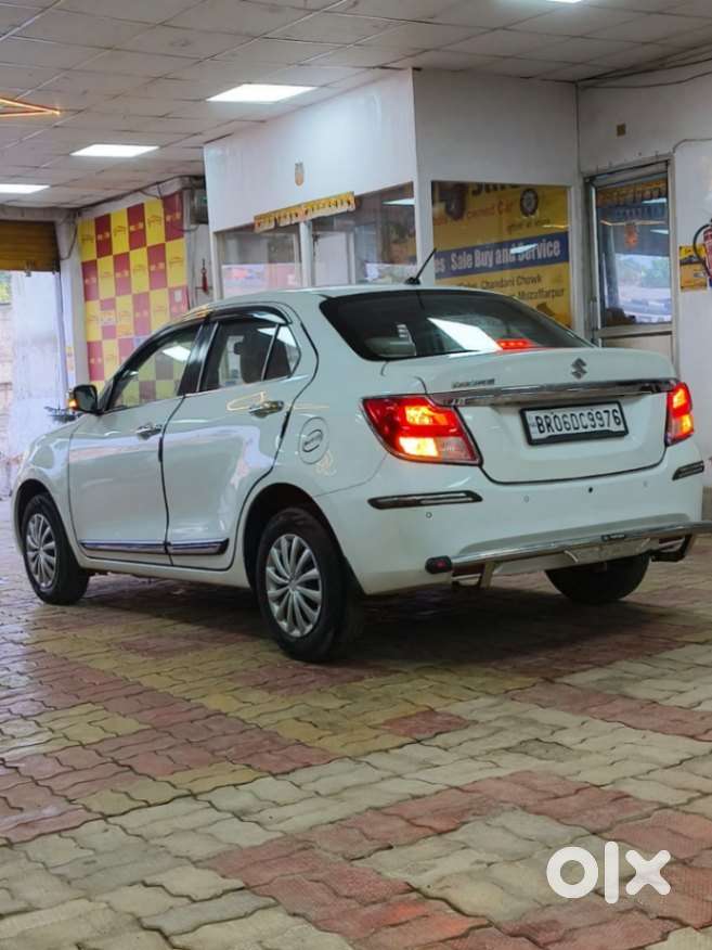 Maruti Suzuki Dzire 1.2 Vxi, 2023, Petrol