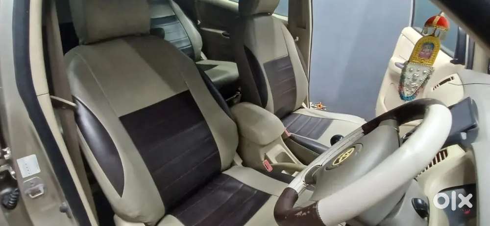 Toyota Innova Hycross 2007 Diesel 100000 Km Driven