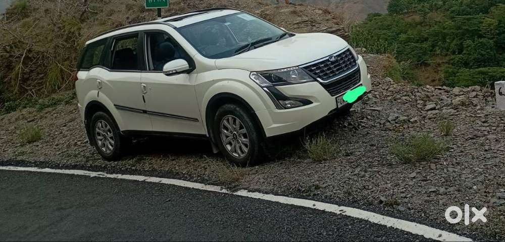 Mahindra Xuv 500 W9,alloy Wheel,sun Roof.