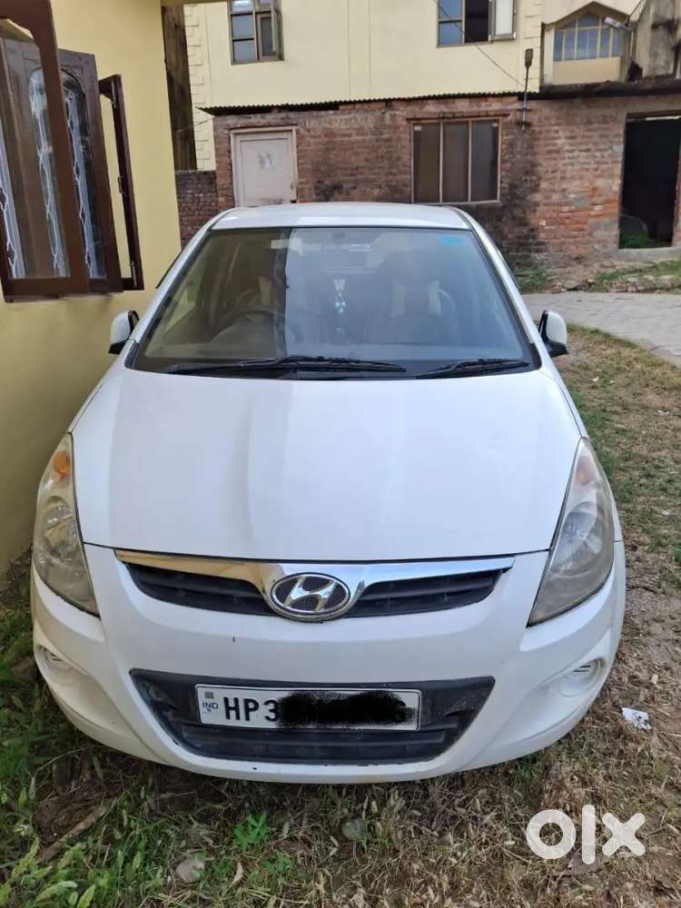 Hyundai I20 Sportz Petrol 2011