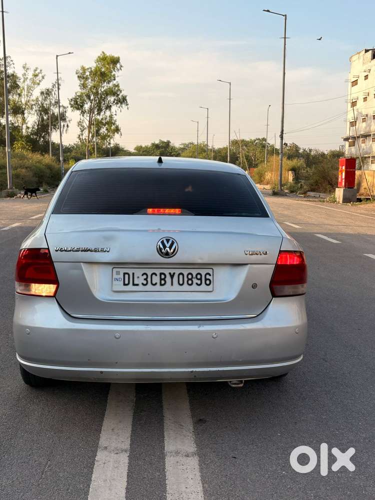 Volkswagen Vento 2010-2013 Petrol Highline, 2012, Petrol