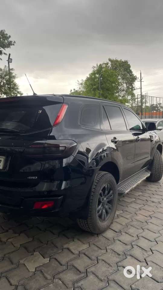 Ford Endeavour 3.2 Titanium At 4x4, 2017, Diesel