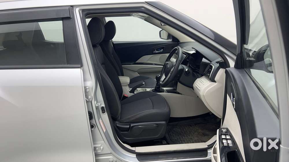 Mahindra Xuv300 W8 Diesel, 2022, Diesel