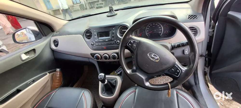 Hyundai Grand I10 Sportz 2017 Car
