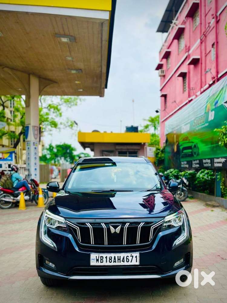 Mahindra Xuv700 2.0 Ax 5 Petrol Mt 7 Str, 2022, Petrol