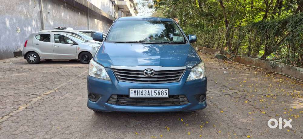 Single Owner Excellent Condition Innova 8 Seater