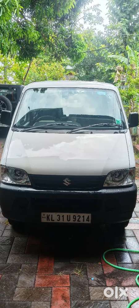 Maruti Suzuki Eeco 2025 Cng & Hybrids 7000 Km Driven