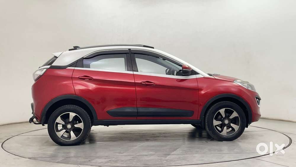 Tata Nexon 1.2 Revotron Xza Plus (o) Dual Tone, 2018, Diesel