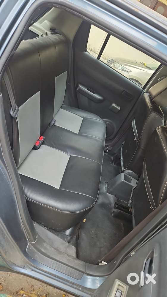 Maruti Suzuki Swift 1.2 Vxi (o), 2011, Petrol
