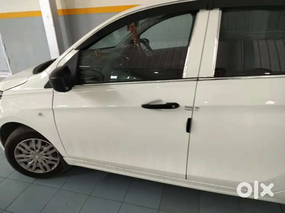 Tata Tiago 2025 Cng & Hybrids 5400 Km Driven