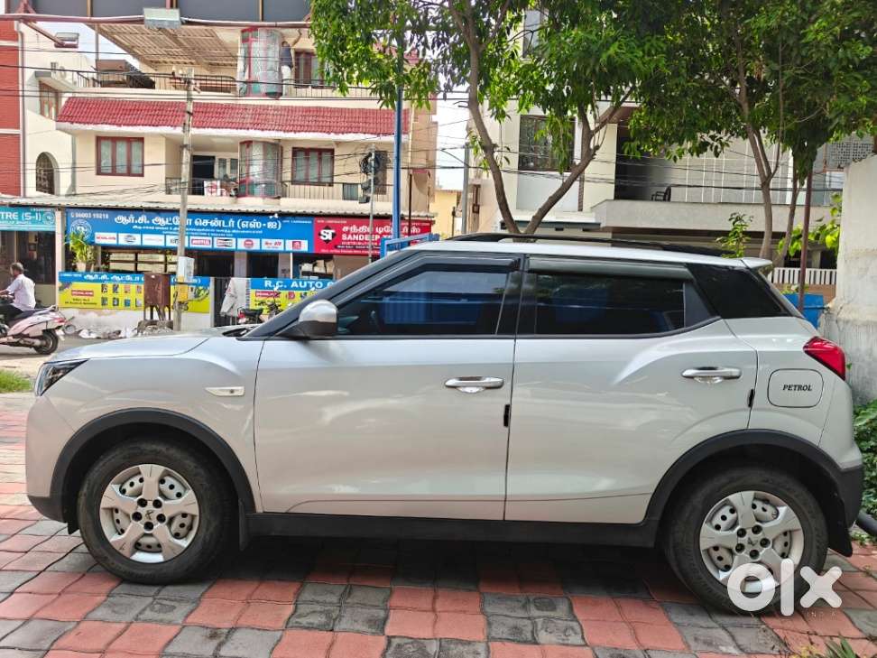 Mahindra Xuv300 W4, 2023, Petrol