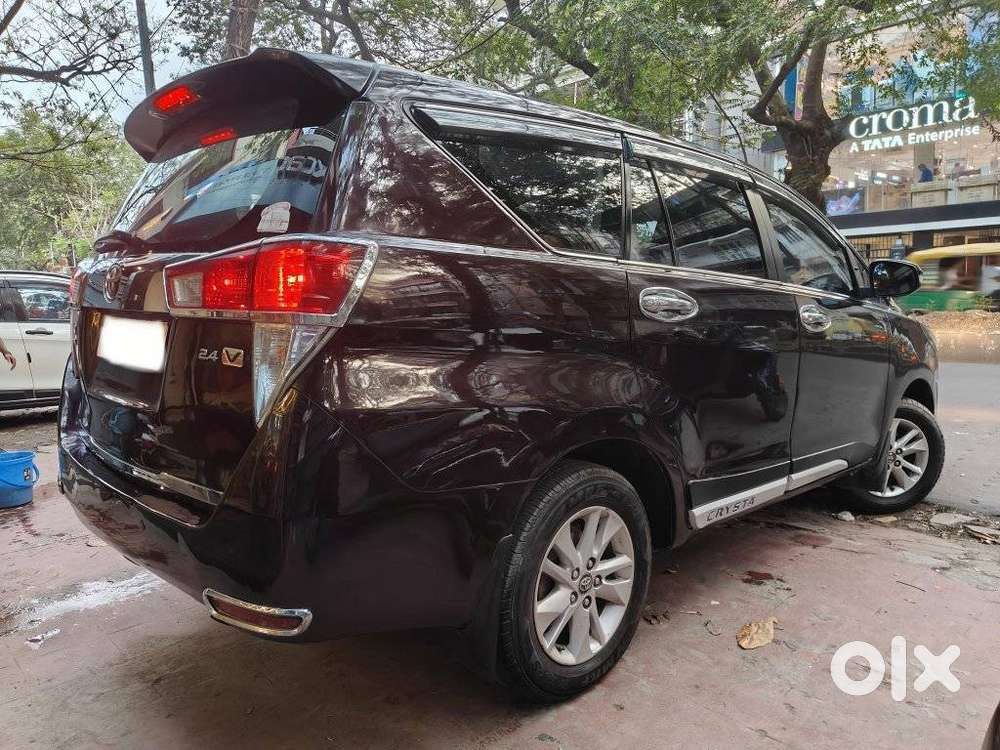 Toyota Innova Crysta 2.4 V 8 Str, 2018, Diesel