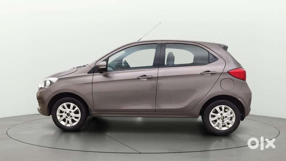 Tata Tiago 1.2 Revotron Xza, 2017, Petrol