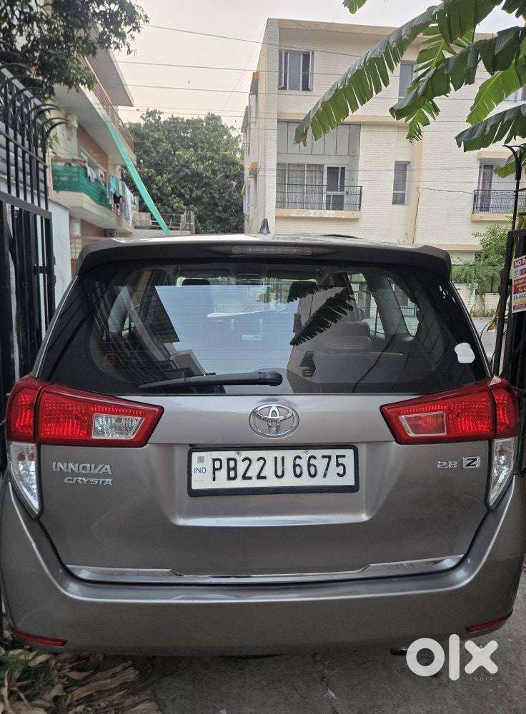 Toyota Innova Crysta 2.8z Automatic, 2018, Diesel