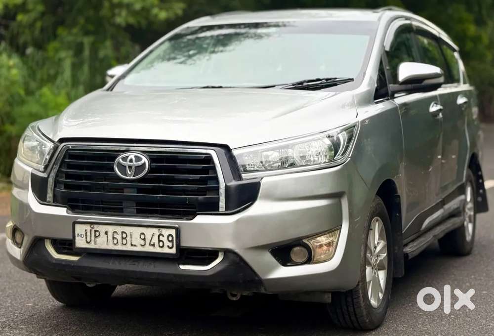 Toyota Innova Crysta [2020-ongoing] 2.4 Gx 8 Str, 2017, Diesel