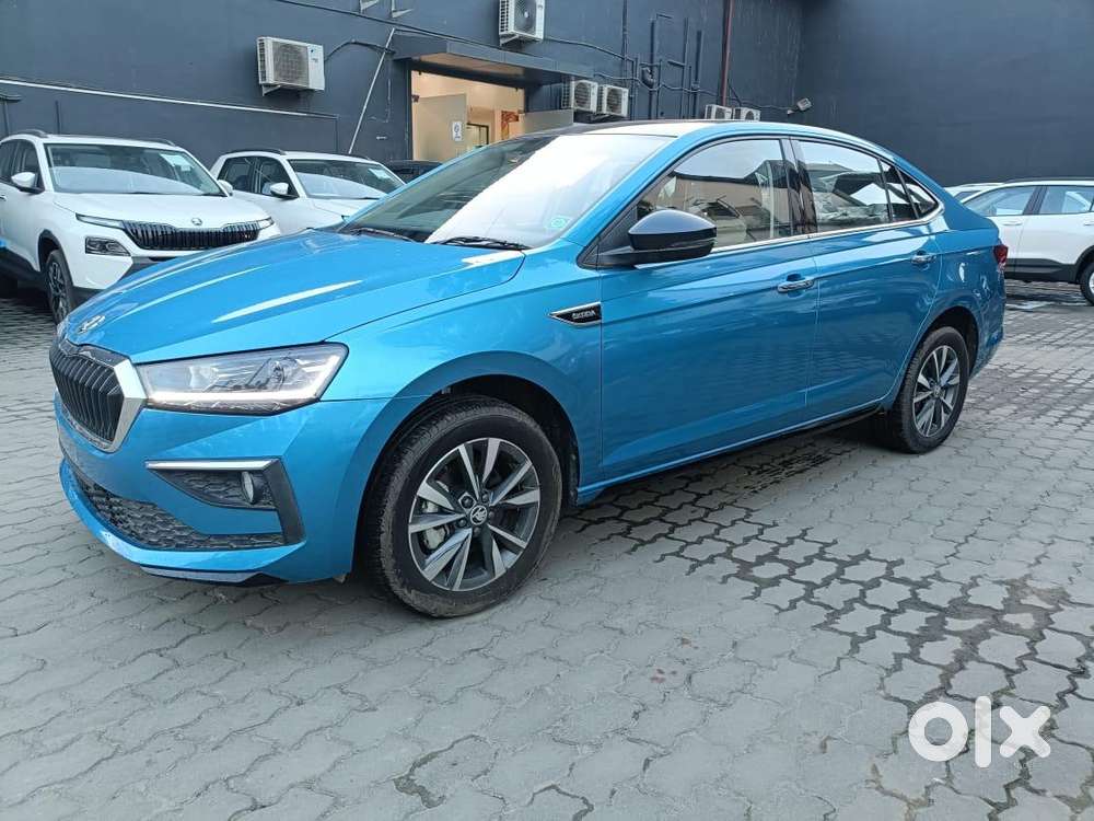 Skoda Slavia 1.0 Tsi Style At, 2023, Petrol