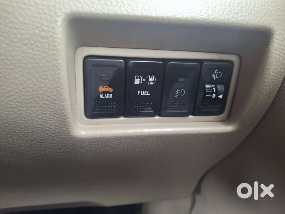 Maruti Suzuki Ertiga 2012-2015 Vxi Cng, 2014, Cng & Hybrids