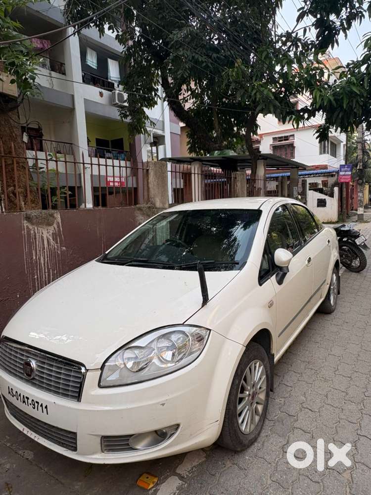 Fiat Linea Petrol Manual 2011